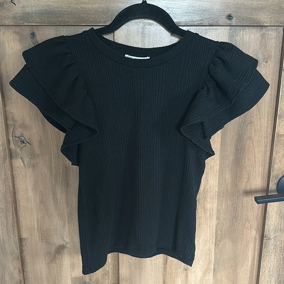 Zara Tops - Zara Black Ruffle Sleeve Top